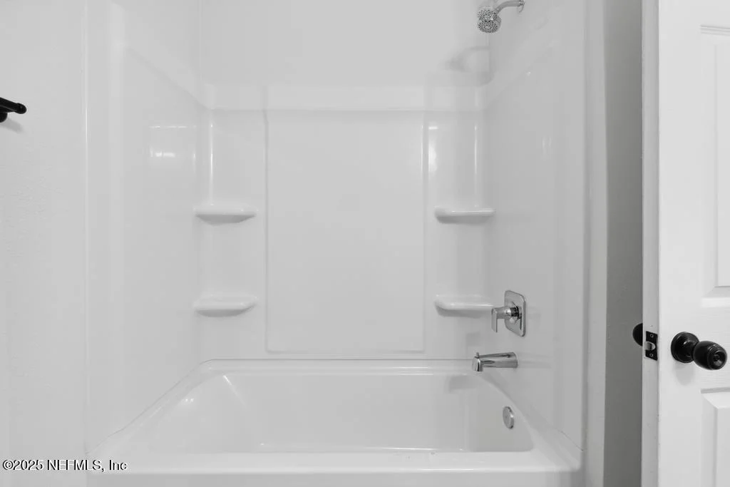 Photo of 6894 BARNEY Road