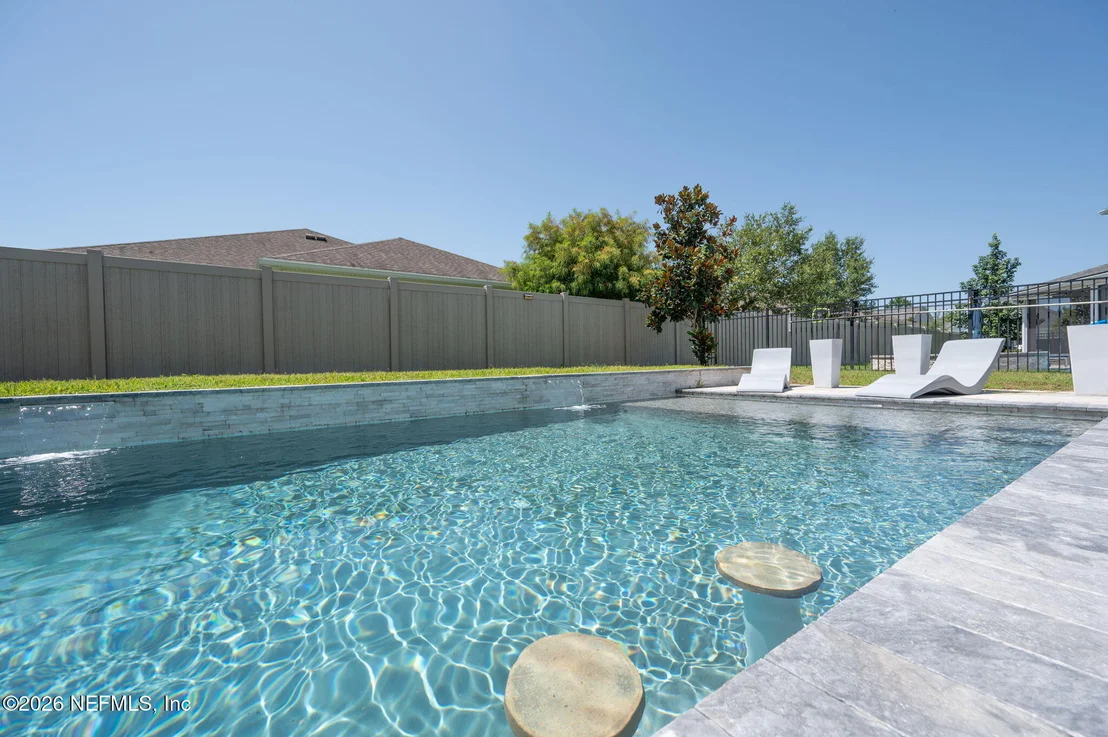Photo of 132 PALISADE Drive