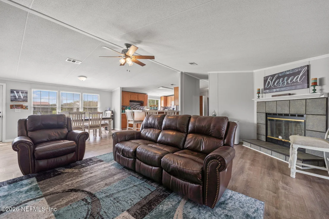 Photo of 44046 CROSS CREEK Boulevard