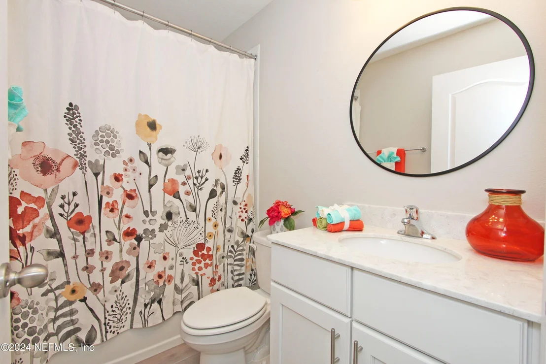 Photo of 242 SILVERLEAF VILLAGE Drive