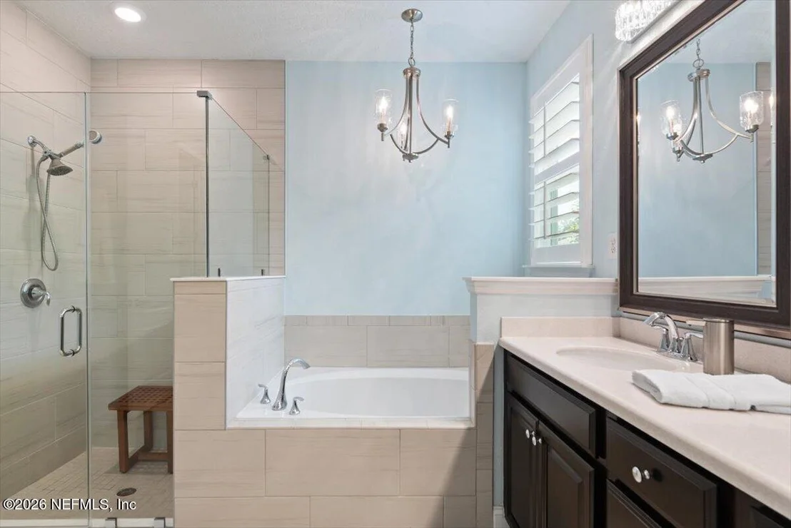Photo of 472 GLORIETA Drive