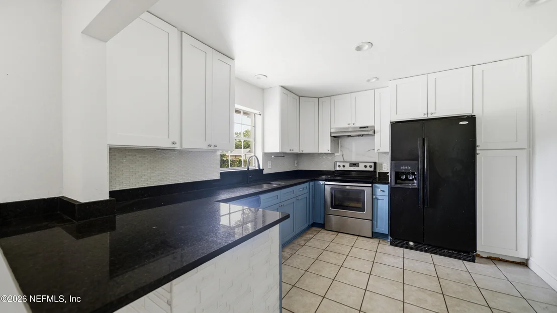 Photo of 329 PALOS Court