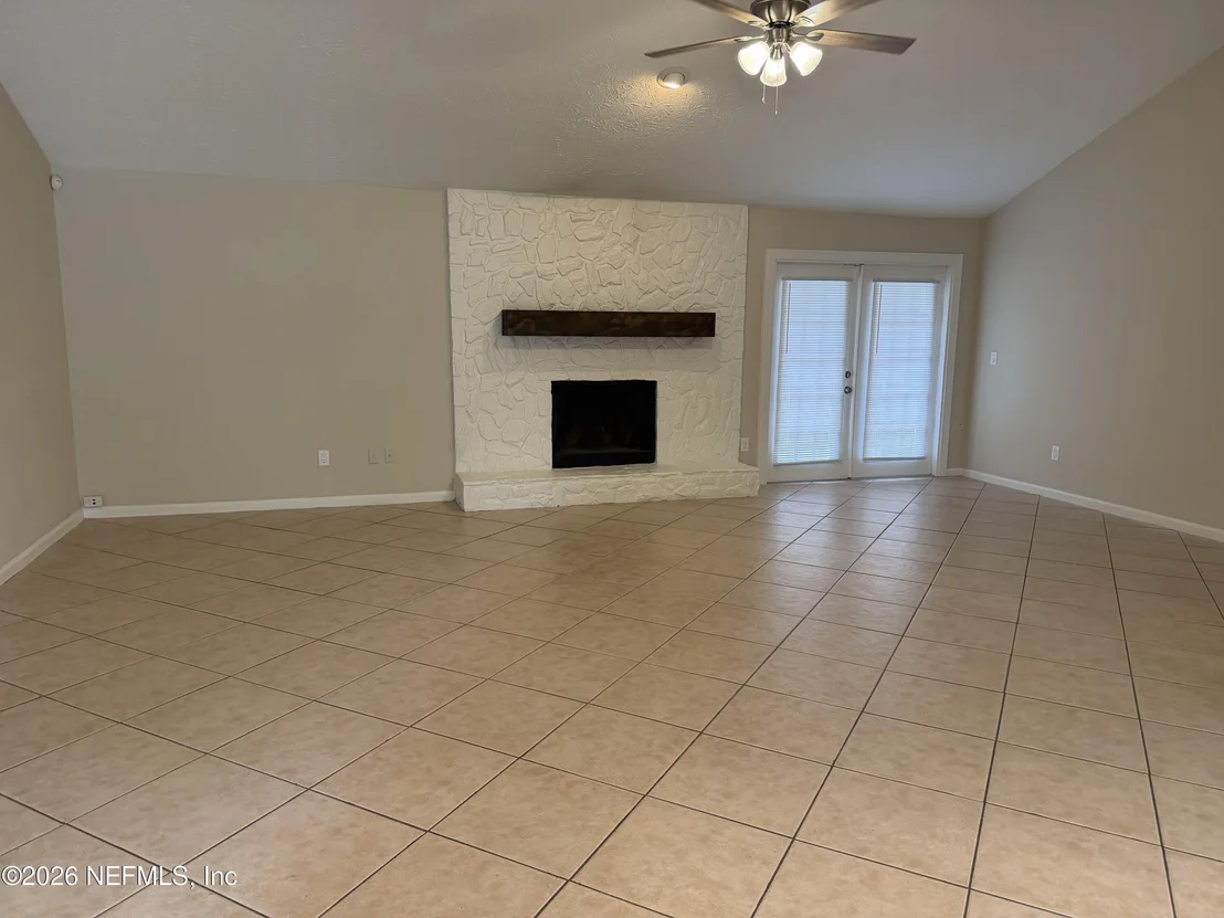 Photo of 4285 WALNUT Bend