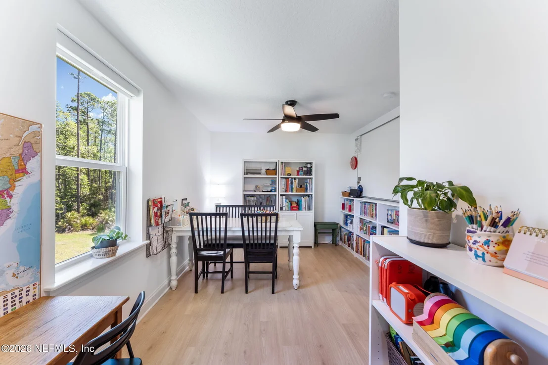 Photo of 442 REFLECTIONS Avenue