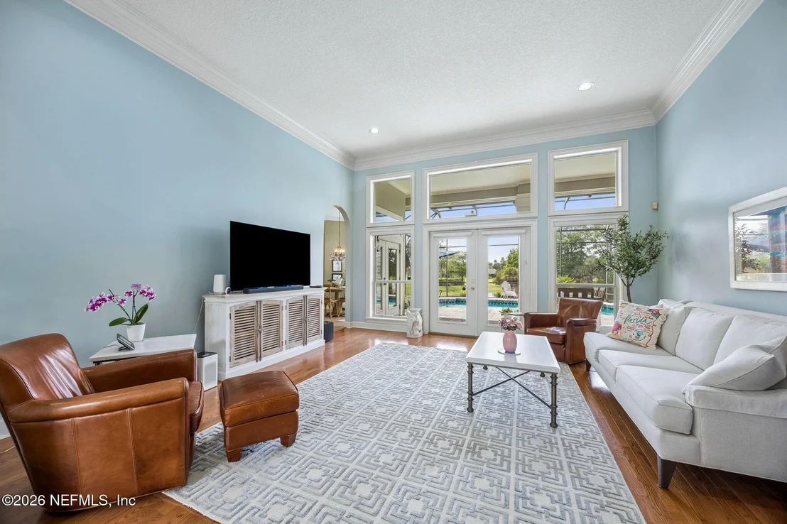 Photo of 189 LINKSIDE Circle