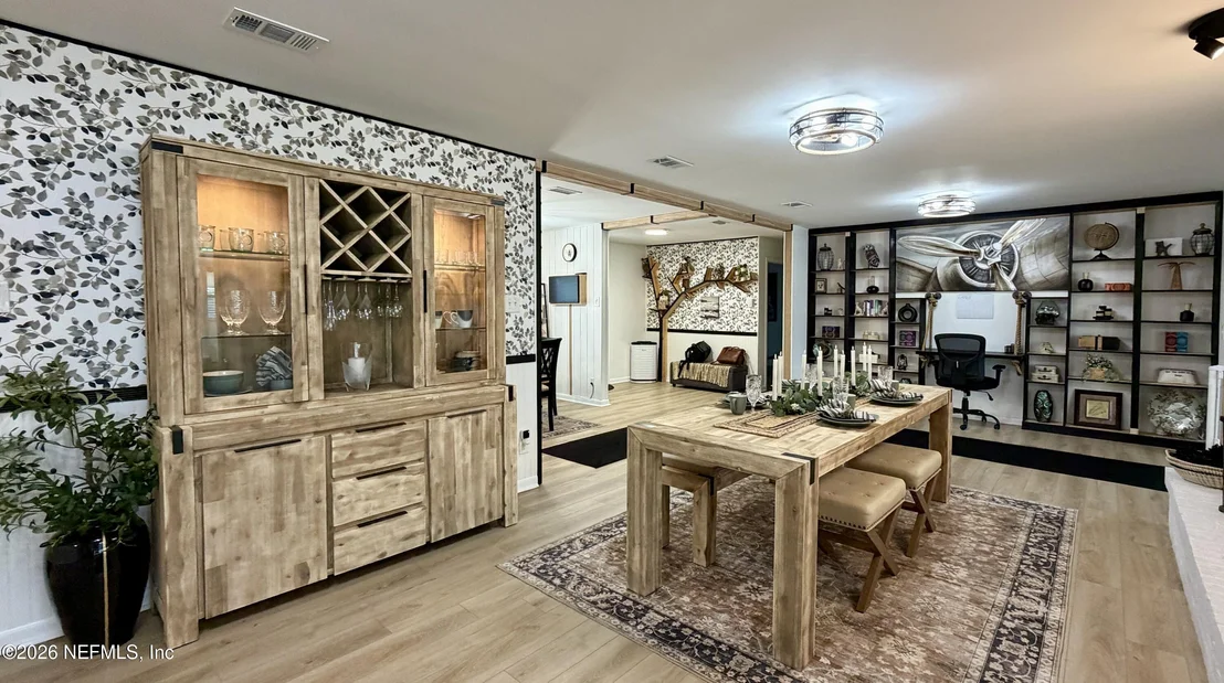 Photo of 332 WHISPERING WOODS Drive