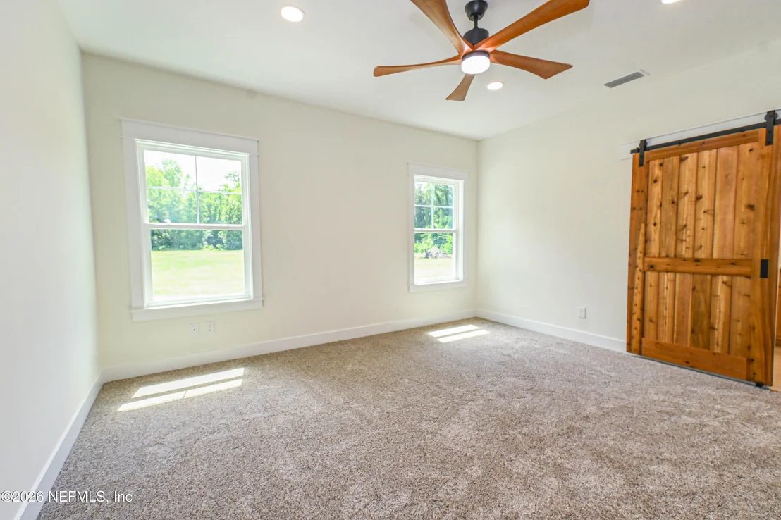 Photo of 839 N LOWDER Street