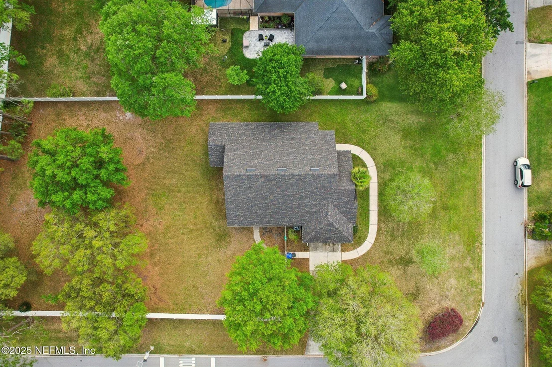 Photo of 200 NOTTINGHAM Drive W