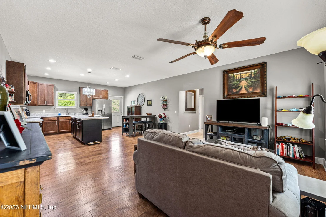 Photo of 236 S 7TH Street