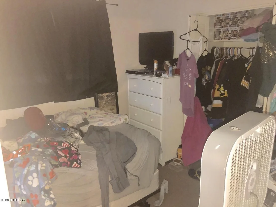 Photo of 7661 VALE Drive