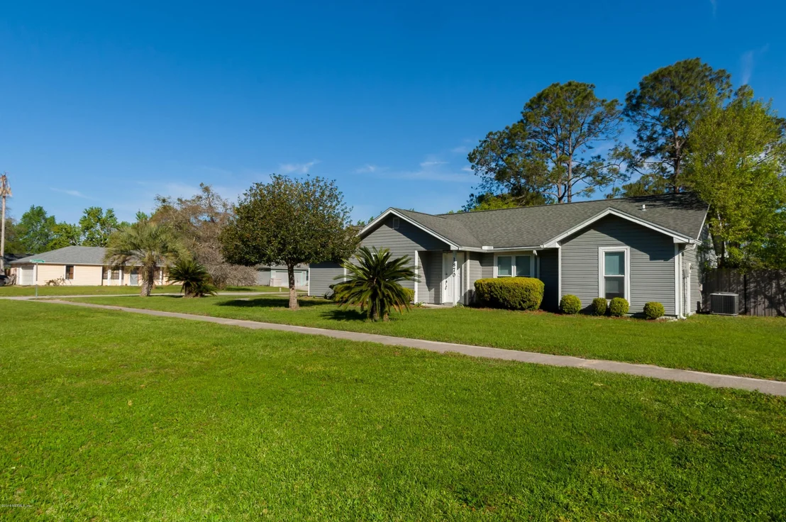 Photo of 1870 FARM Way