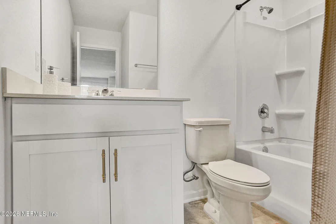 Photo of 25 SILVER LILY Way