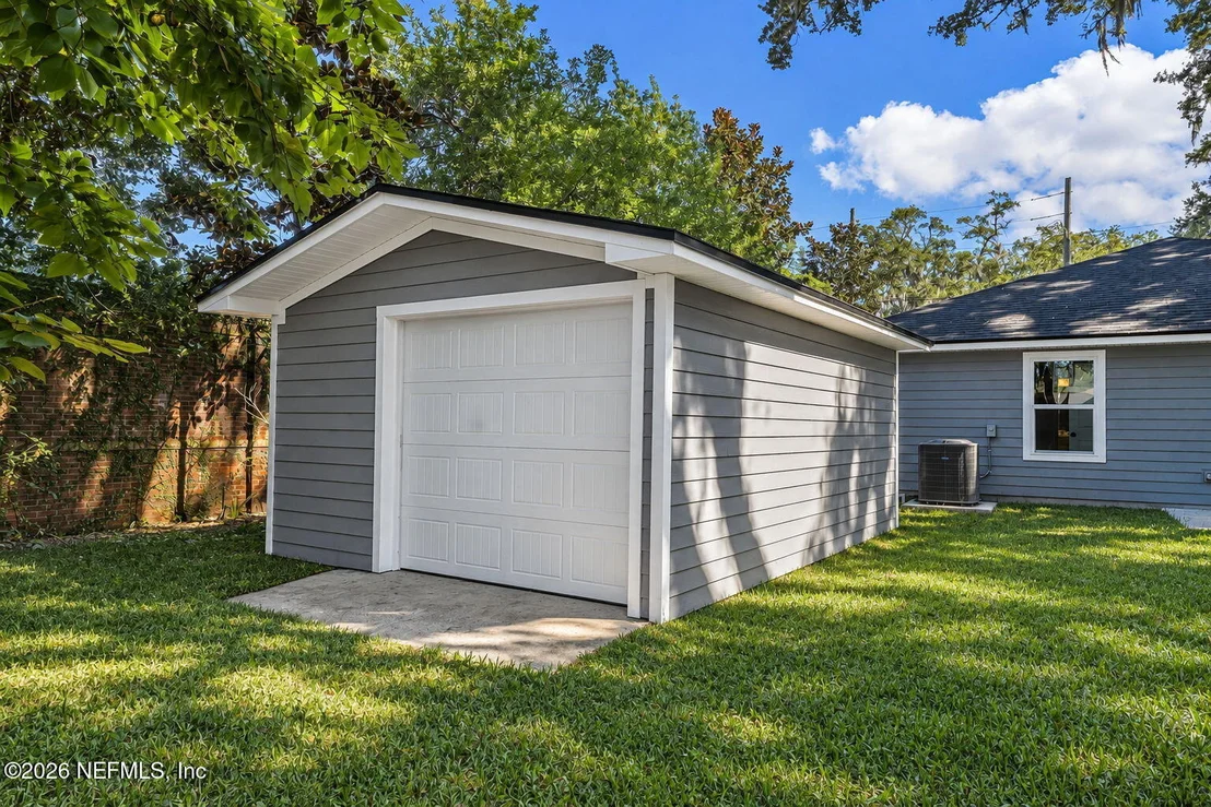 Photo of 1634 VALENCIA Drive