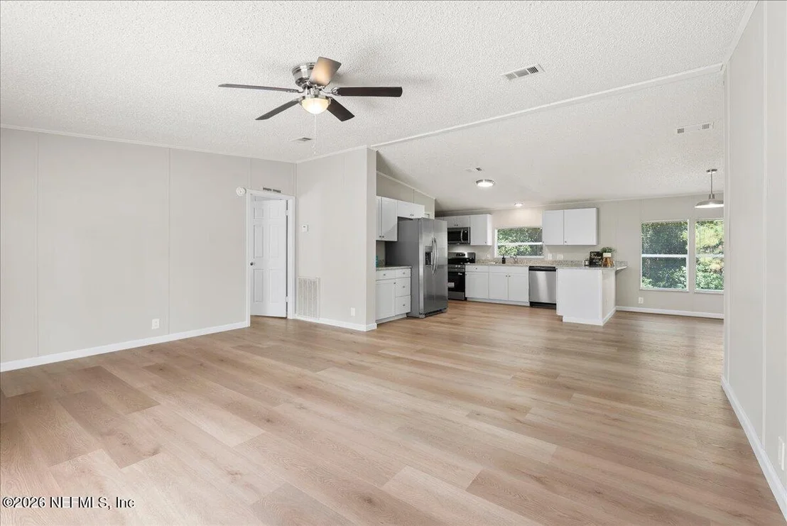 Photo of 167 PEPPERMINT Avenue