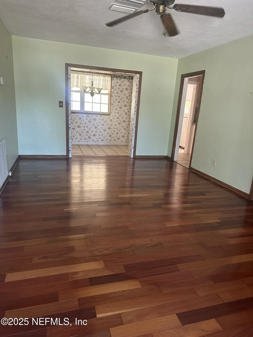 Photo of 411 OGLETHORPE Road