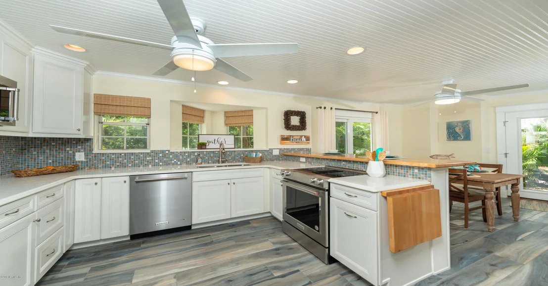 Photo of 330 PALMETTO Road
