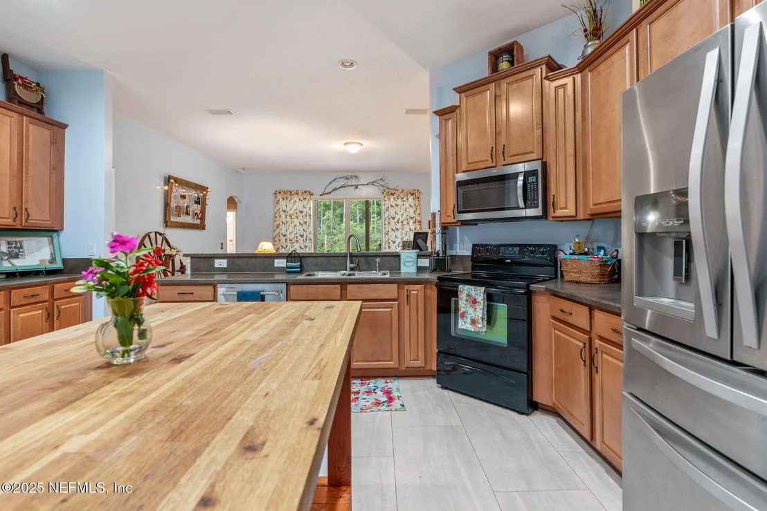 Photo of 11231 SADDLE CREST Way