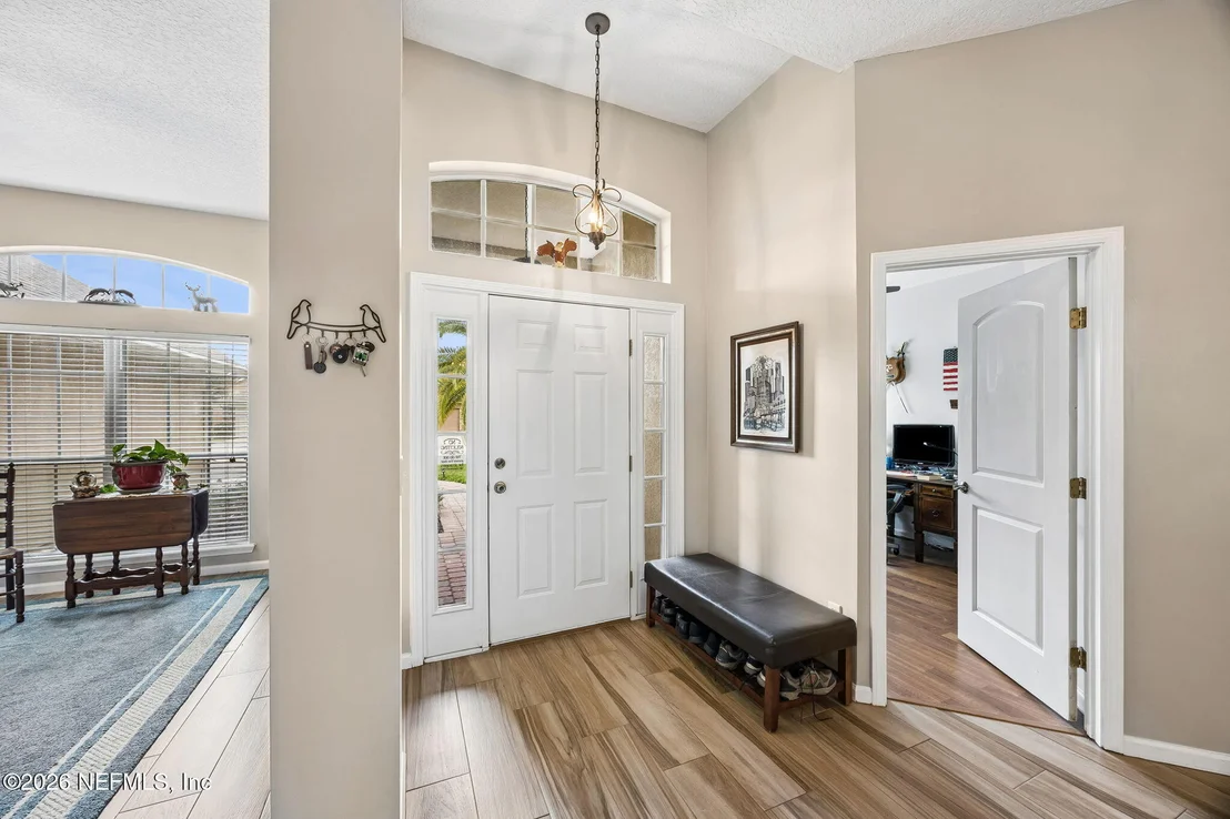 Photo of 940 THOROUGHBRED Drive