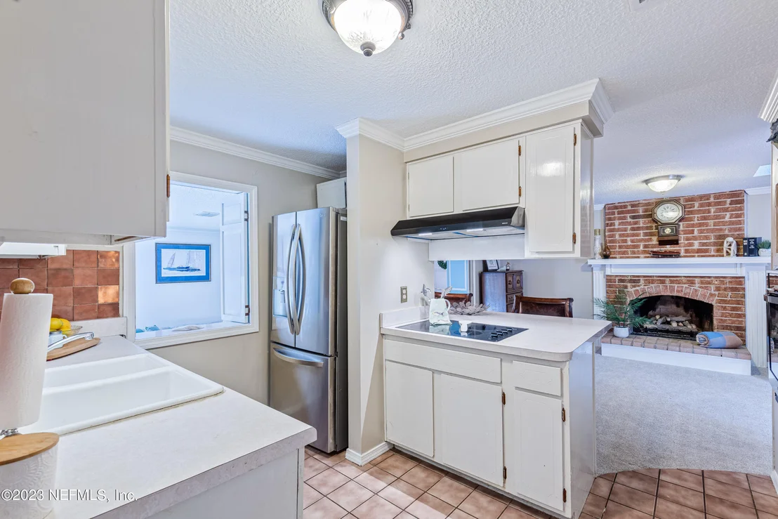 Photo of 5627 ST ISABEL Drive
