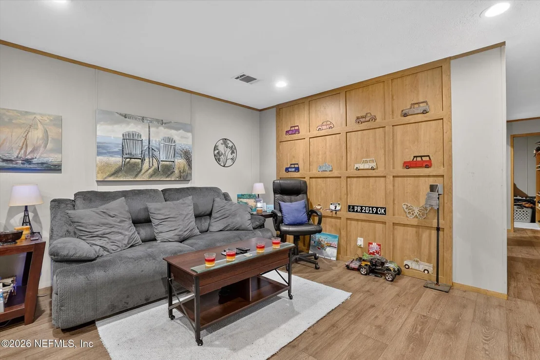 Photo of 1615 DERITO Drive