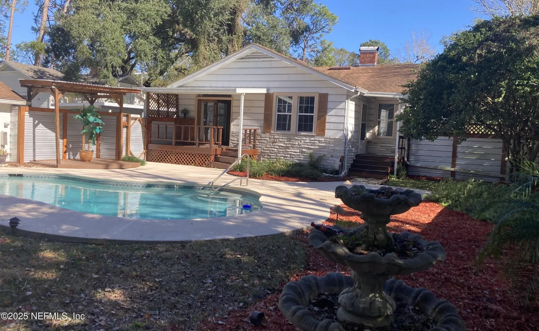 Photo of 1334 MURRAY Drive