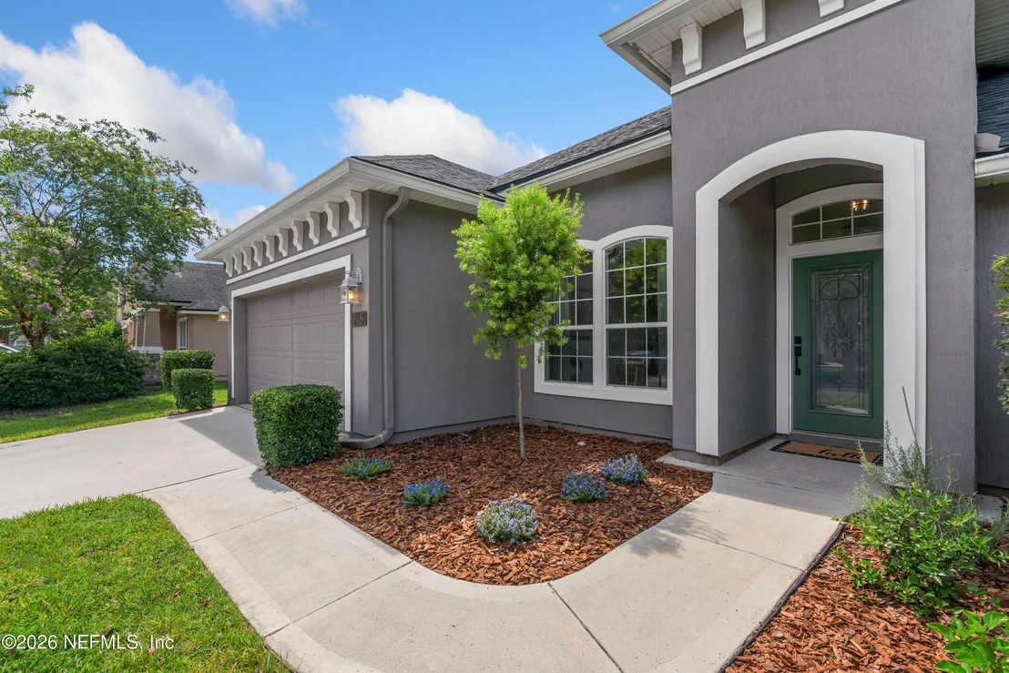 Photo of 913 E TERRANOVA Way