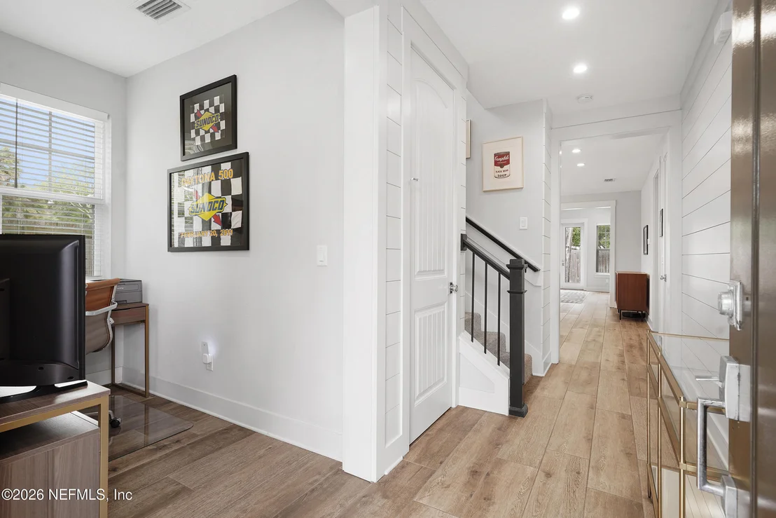 Photo of 5 SOLANO Avenue