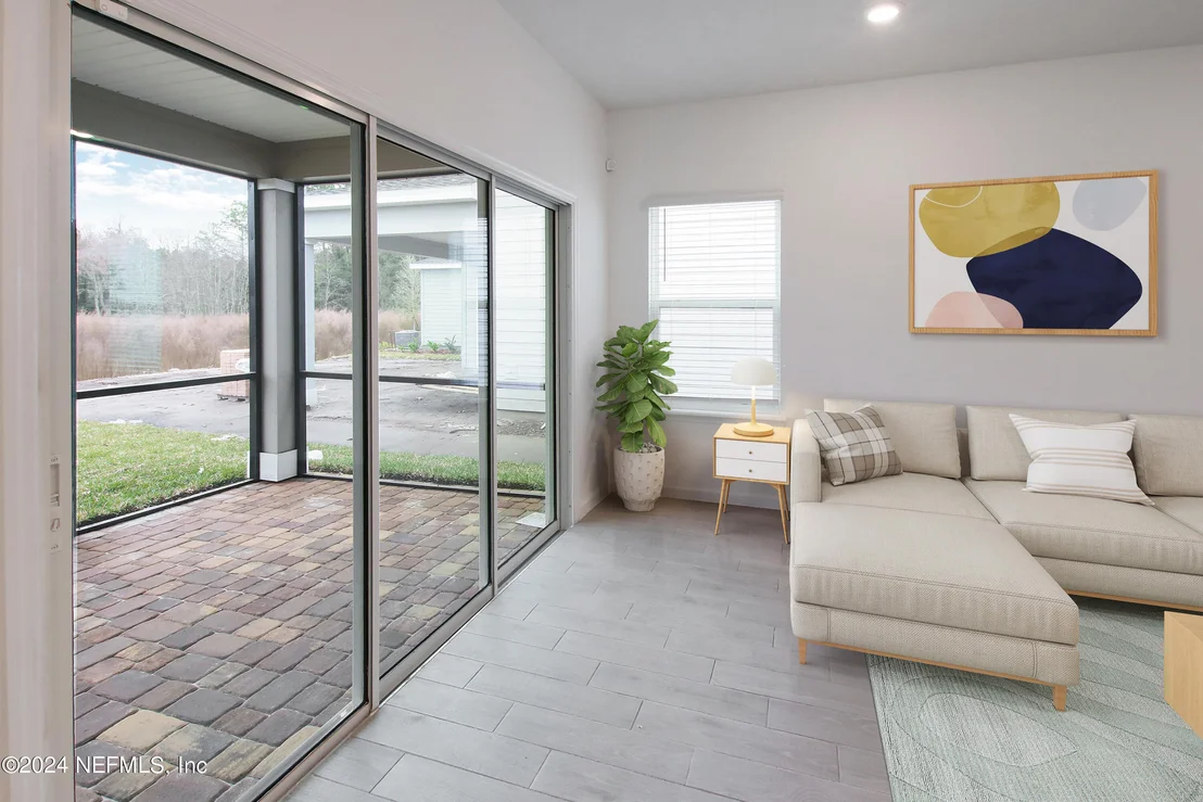 Photo of 118 PENTWATER Road