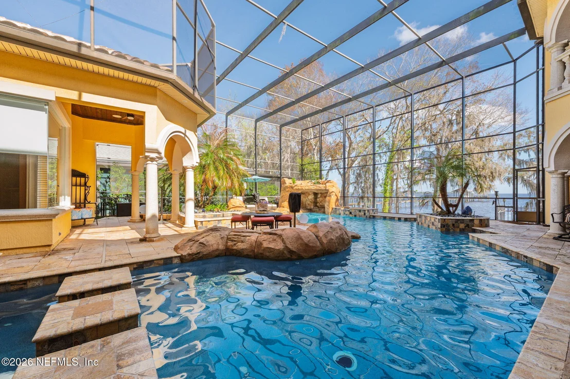 Photo of 1615 SILVER LEAF Way