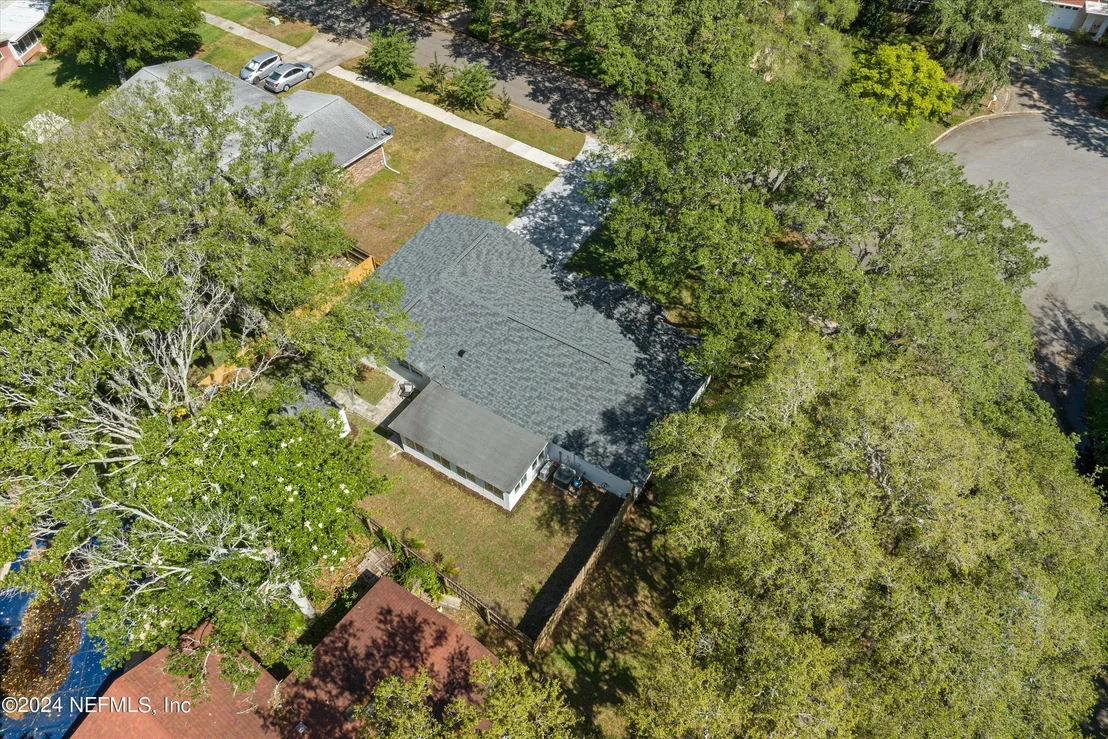 Photo of 1410 CONSTITUTION Place