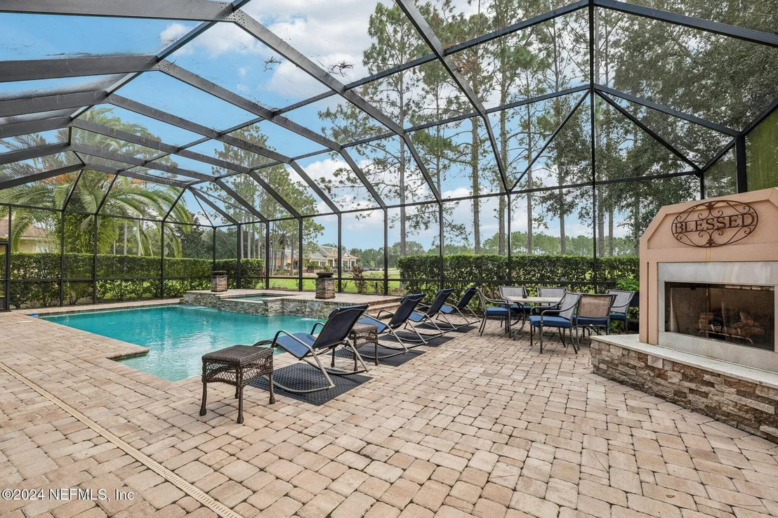 Photo of 4007 EAGLE LANDING Parkway