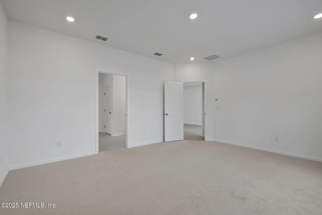 Photo of 405 BROOK FOREST Drive