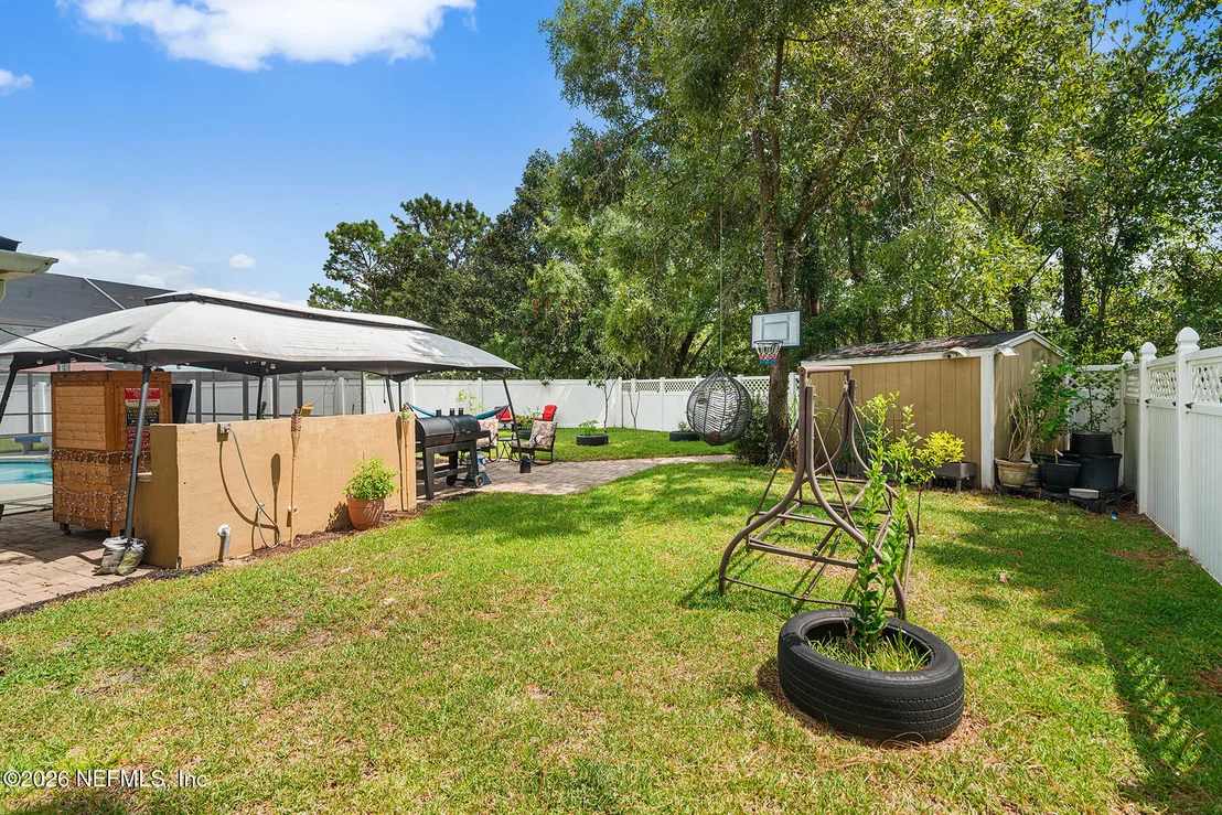 Photo of 204 CONNER Court