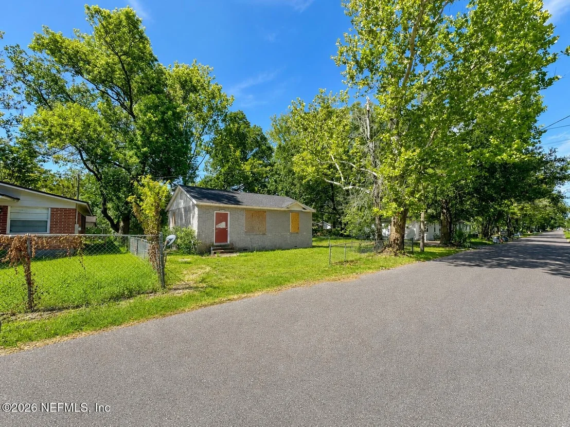 Photo of 3232 DIGNAN Street