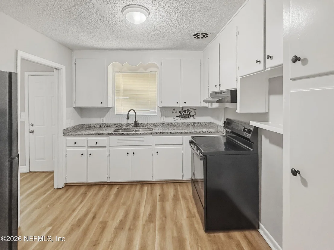 Photo of 6628 PINE SUMMIT Drive
