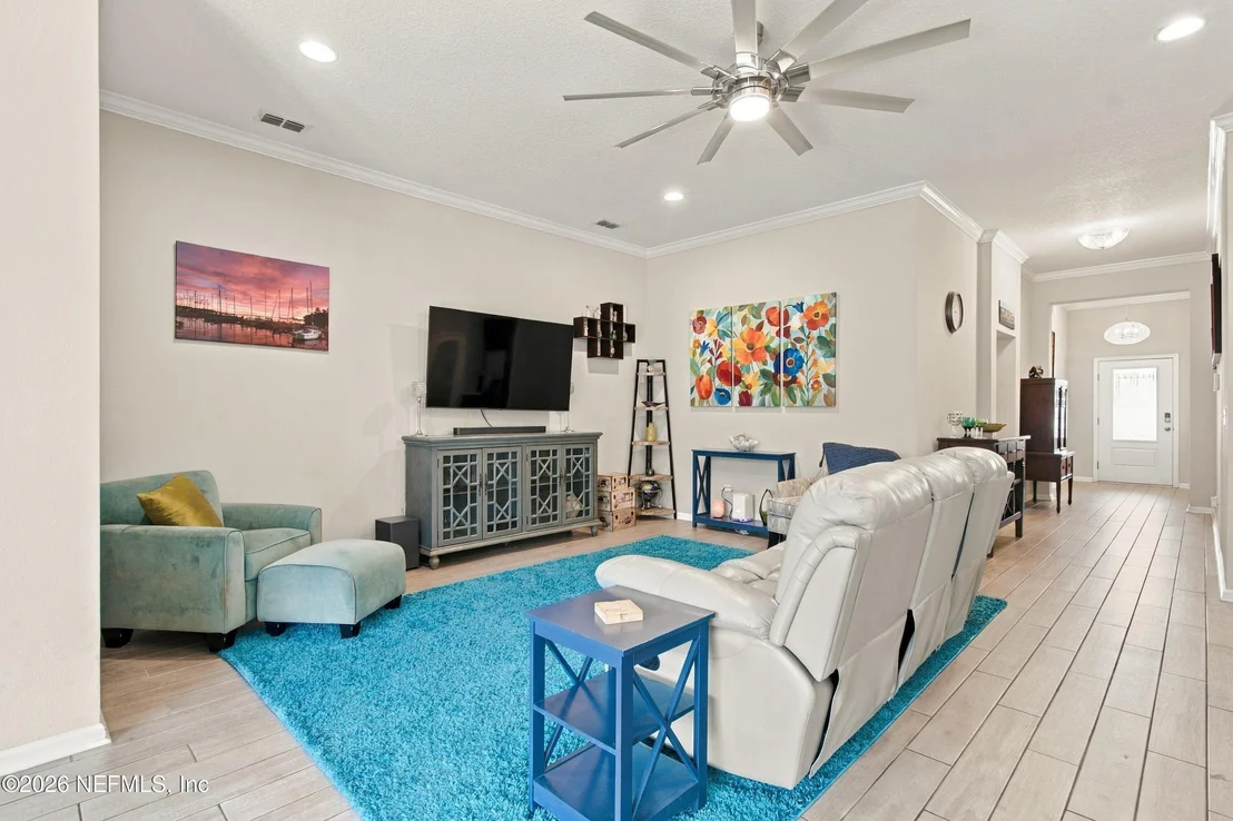Photo of 738 SHETLAND Drive
