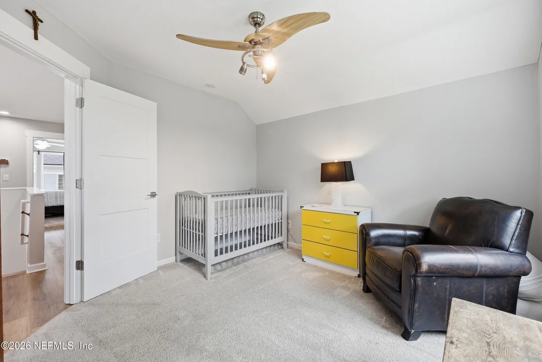 Photo of 521 SUNSET Drive