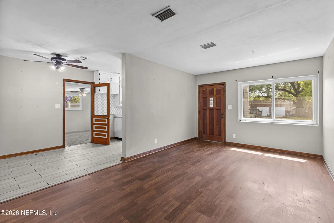 Photo of 4122 RENDALE Drive N