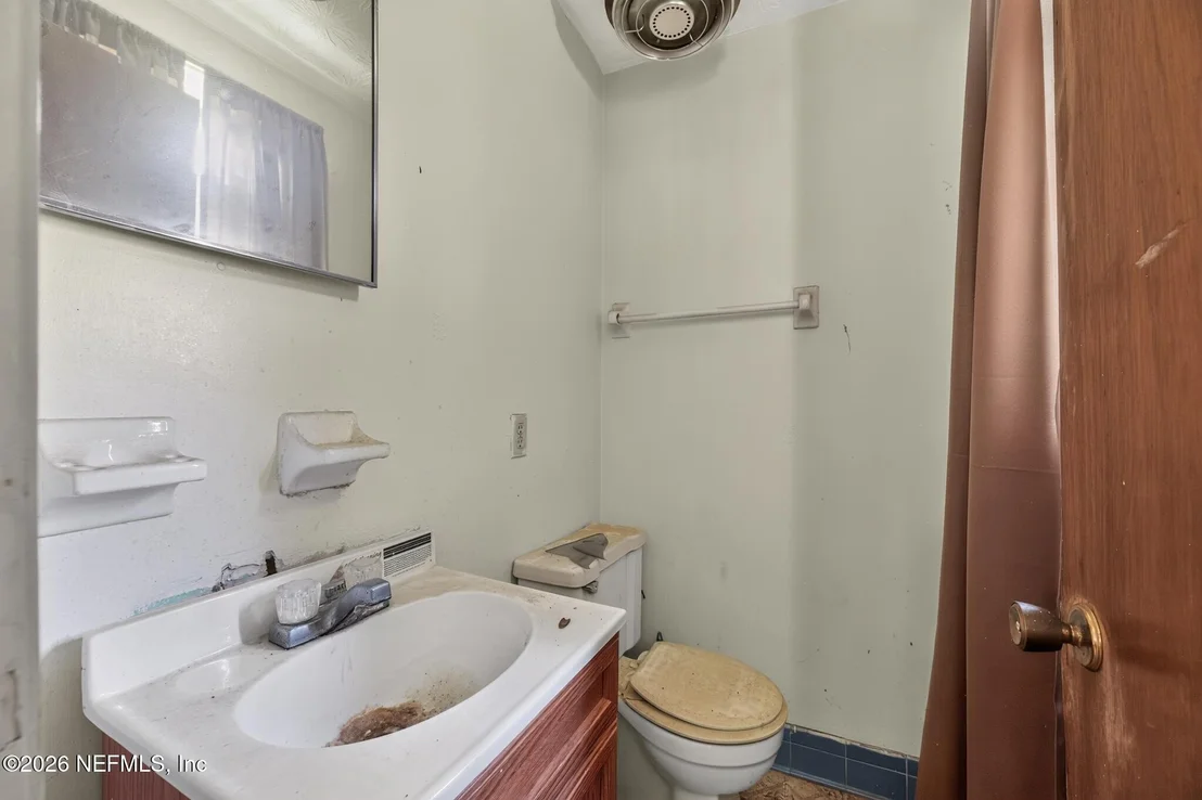 Photo of 4915 CHIVALRY Drive