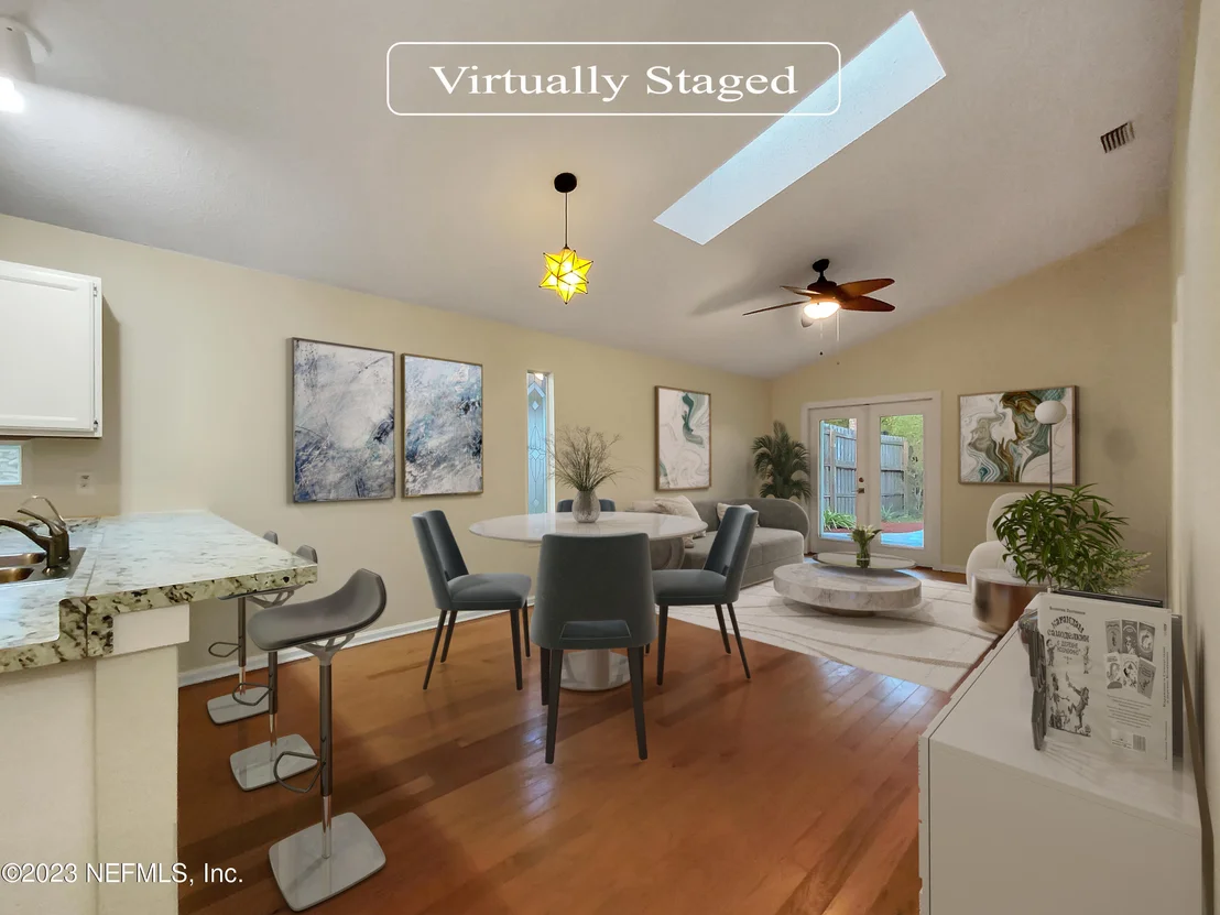 Photo of 85 NAUGATUCK Drive