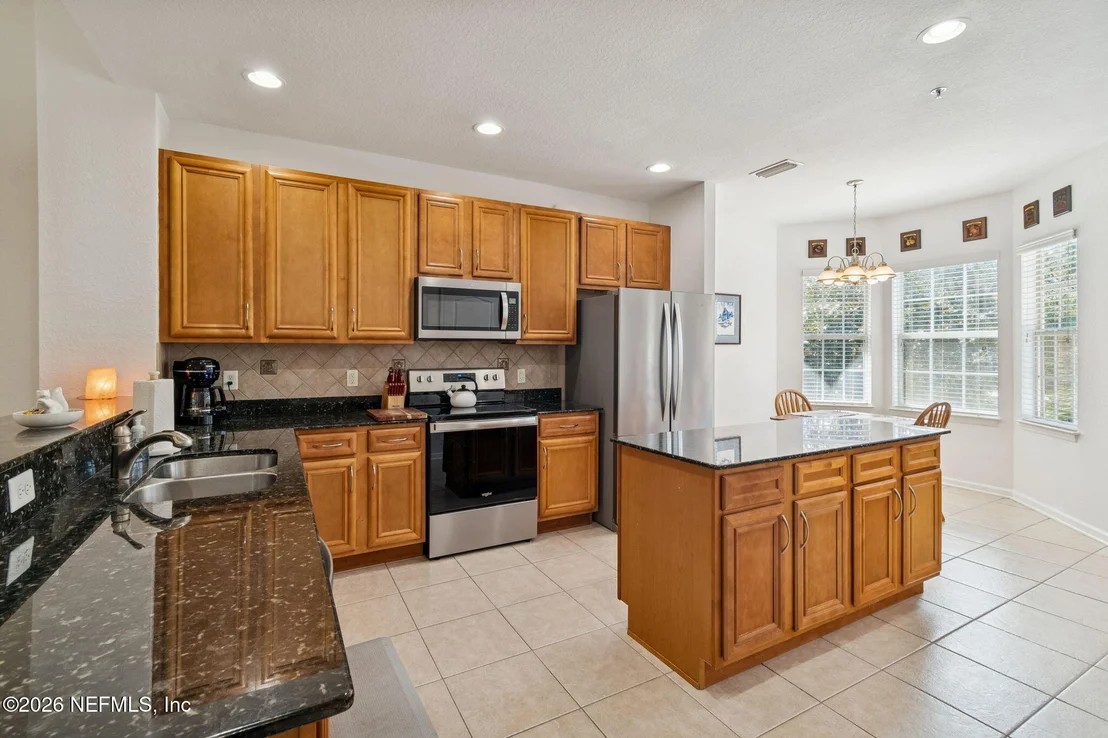 Photo of Unit 1005 at 175 BAYBERRY Circle