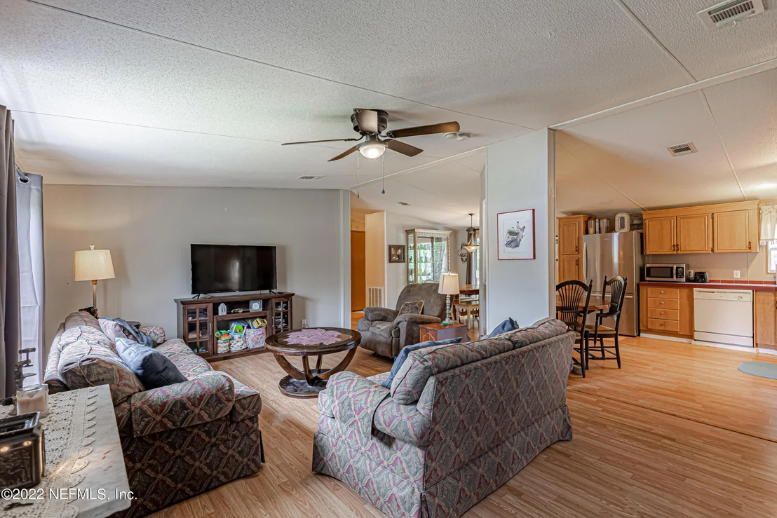 Photo of 28258 TRINITY Lane