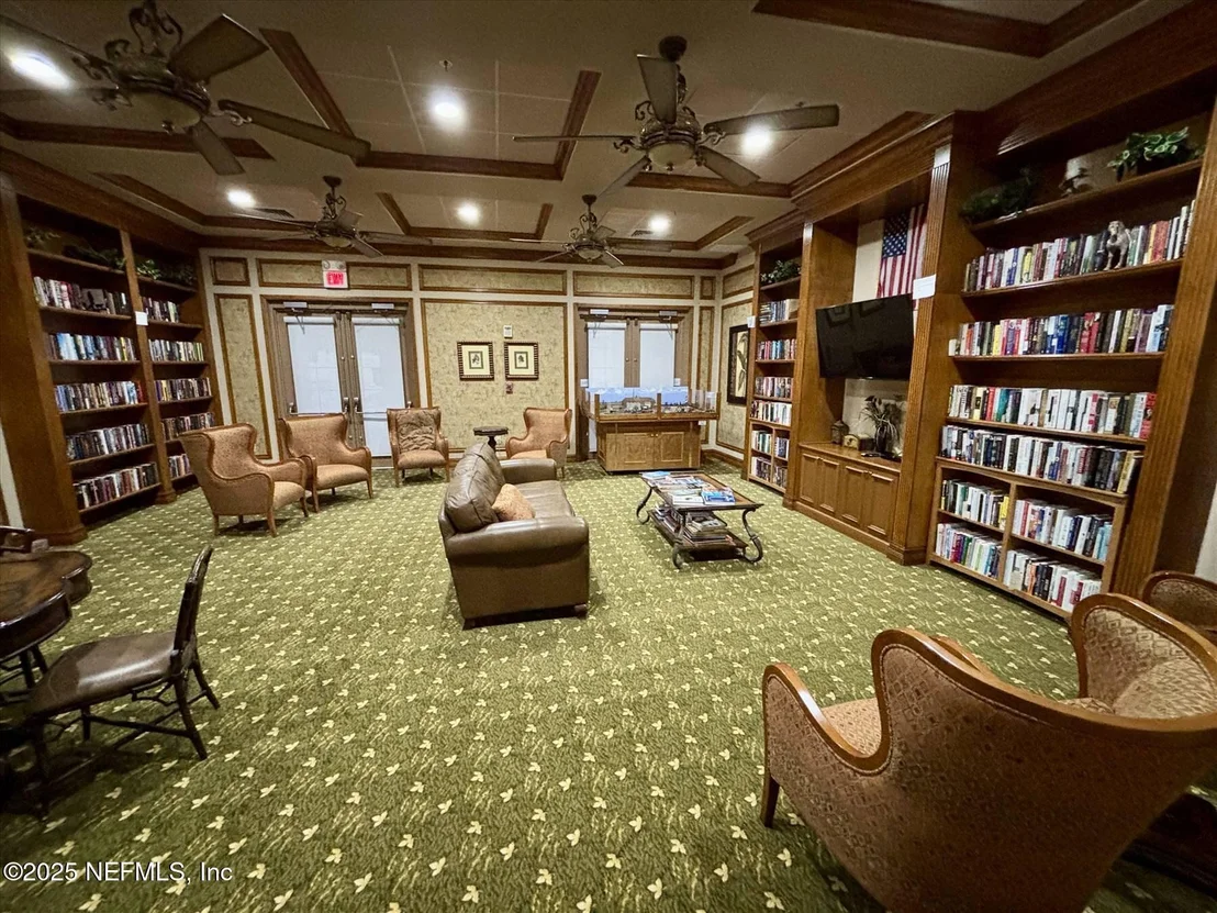 Photo of 501 N LEGACY Trail