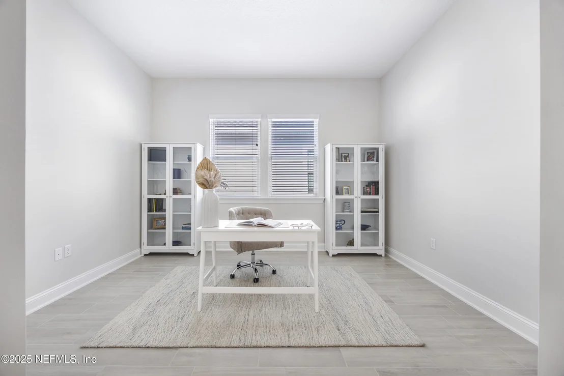 Photo of 9819 FILAMENT Boulevard