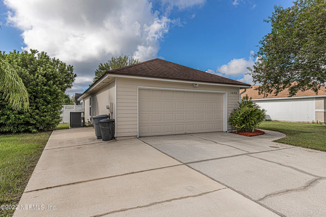 Photo of 1630 FARM WAY Way