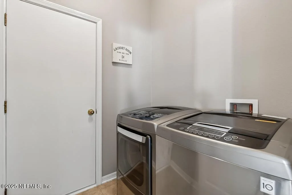 Photo of 12418 TROPIC Drive