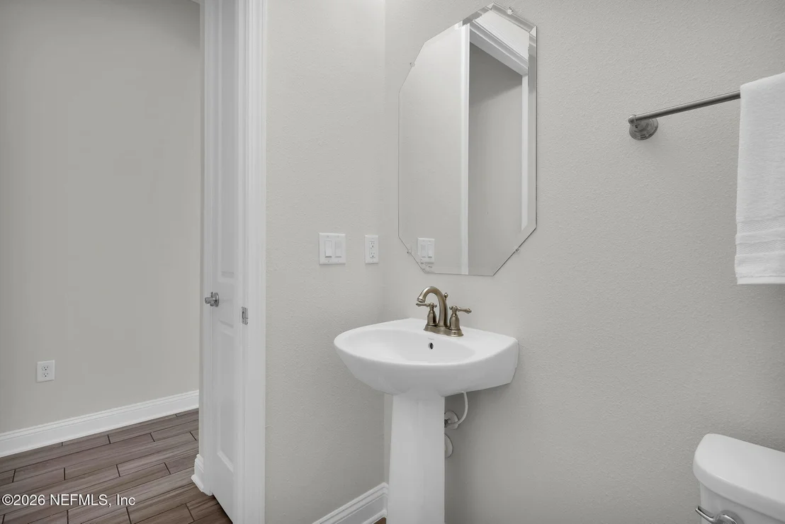 Photo of 37 RINALDO Way
