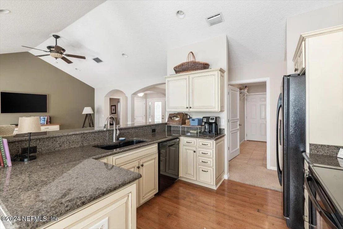 Photo of 3501 STATE ROAD 21