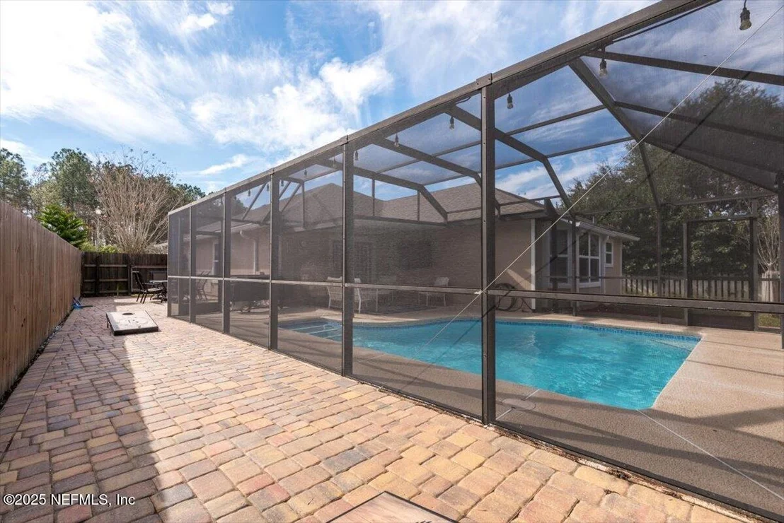 Photo of 184 SOUTHLAKE Drive