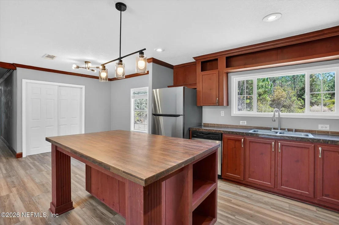 Photo of 8311 COUNTY ROAD 217